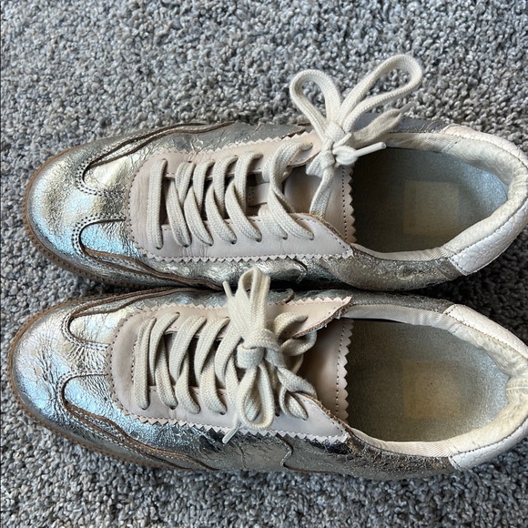 Dolce Vita Notice Sneakers in silver 7.5 - Picture 5 of 9